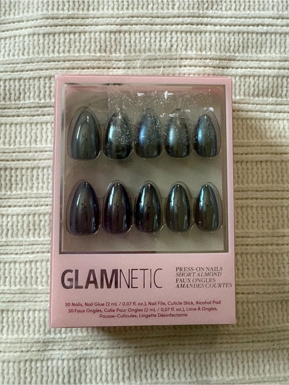 Glamnetic Burgundy Chrome Press-On Short Almond Nails